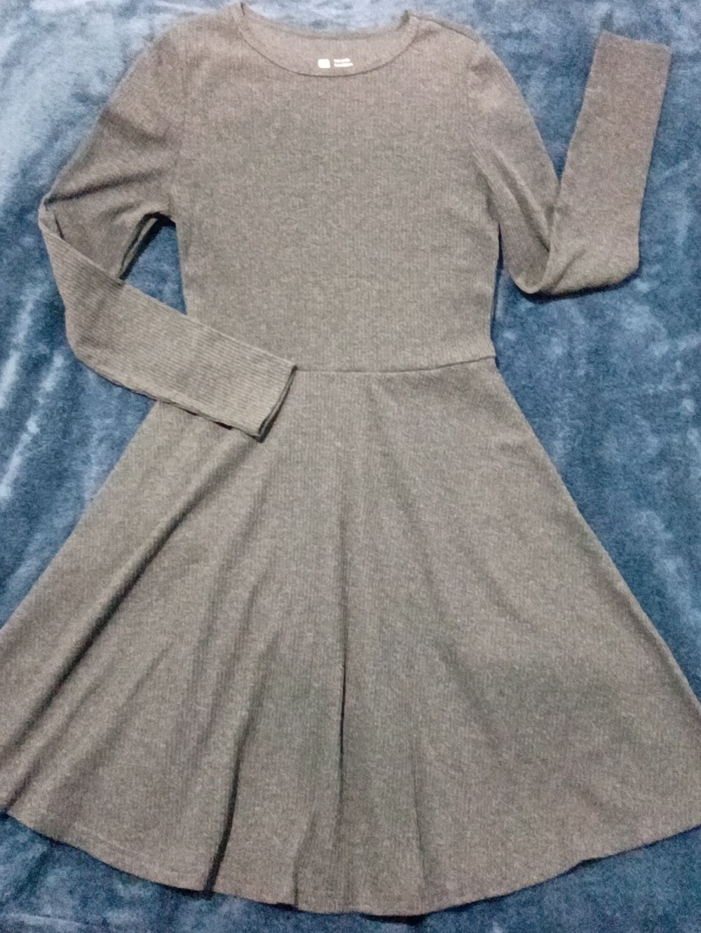 Women’s Long-Sleeve Gray Knit Fit-and-Flare Dress